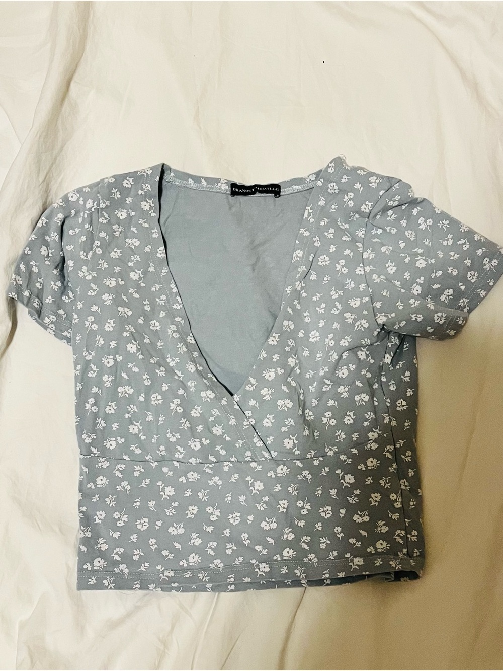 Garden Floral Wrap Crop Top - Light Blue by Brandy Melville